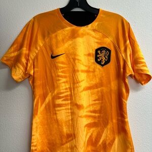 NWOT Nike Men’s Dri-FIT Netherlands Stadium Home Soccer Jersey Size Large